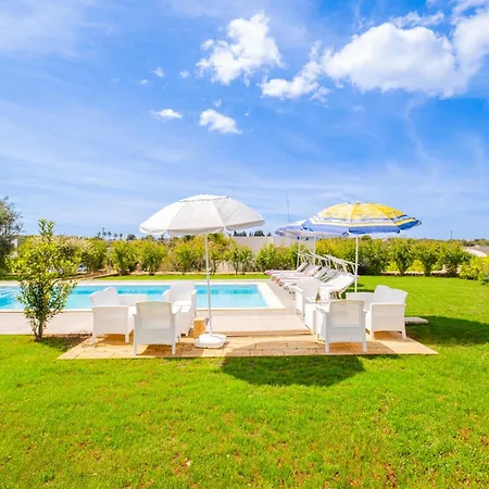 Ciullo Con Piscina Privata A Pescoluse By Hdsalento